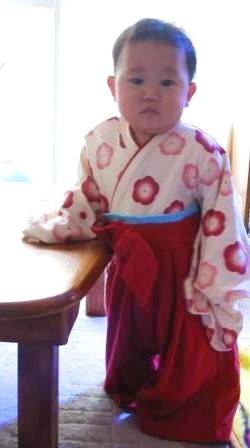 袴風カバーオールの例
